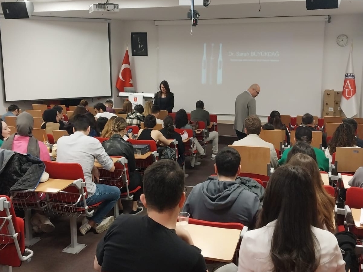 Altınbaş Üniviersitesi Oral- B Presentation