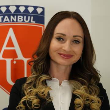 Altınbaş Üniversitesi Patient Rights,Patient Relations and Y.D.I.Manager Alona KIRNASOVSKA